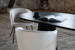 Bootcut ovalt spisebord