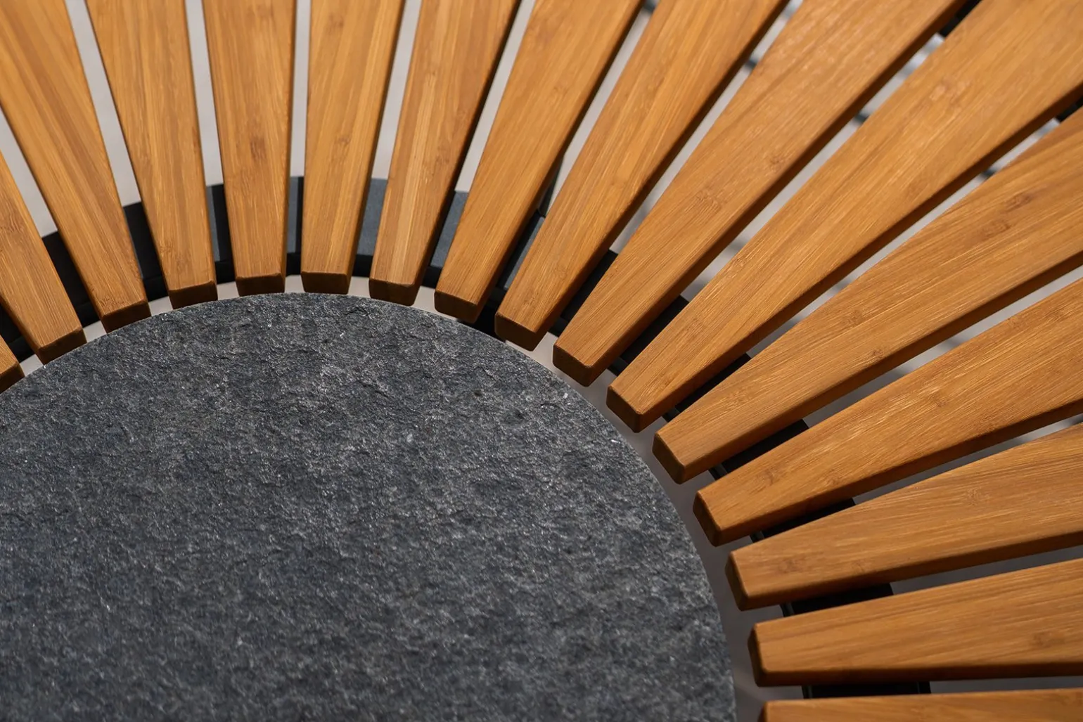 Circle spisebord