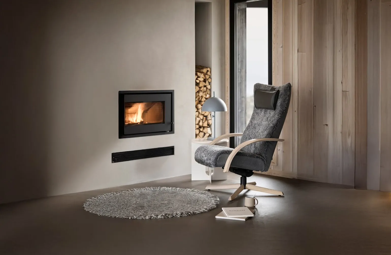 Delta Motion Wood Lenestol