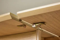 Gilda rundt spisebord