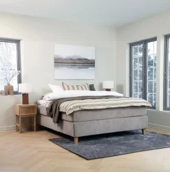 Premium 10 kontinentalseng med sengegavl 210x210 cm