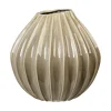 Wide vase