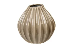 Wide vase