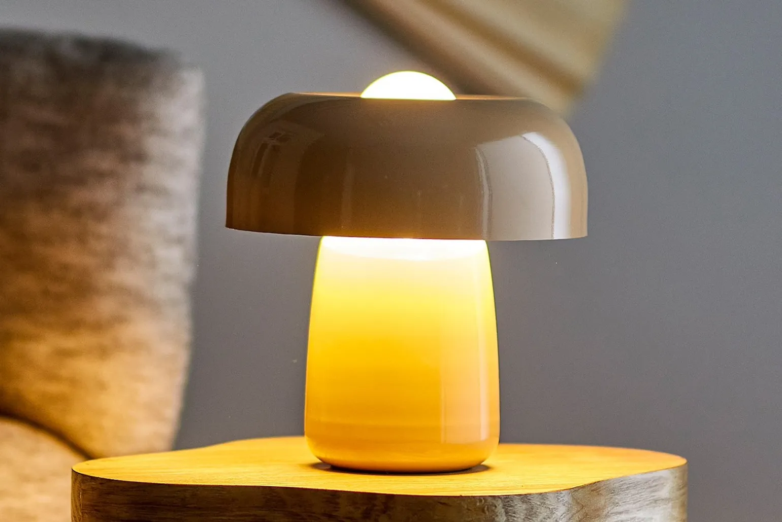 Ylva bordlampe